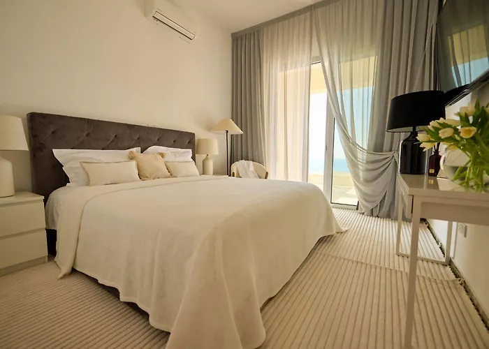 Olymp Luxus-villa By Interhome